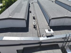 Budynek Urzędu Miasta Poznań ul. Świerkowa zdjęcie nr 4